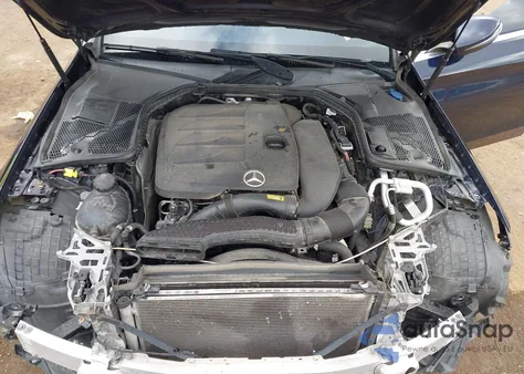 2019 Mercedes-Benz C 300 z USA, uszkodzony, nr VIN 55SWF8DB0KU306055